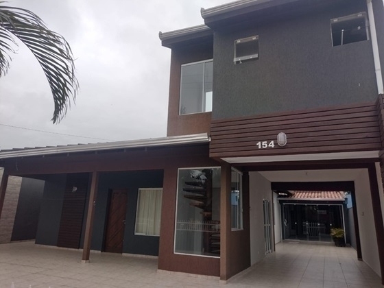 MATINHOS | Casas | Matinhos - Casa com 300 M² de área construída. MATINHOS | Casas | Matinhos - Casa com 300 M² de área construída.