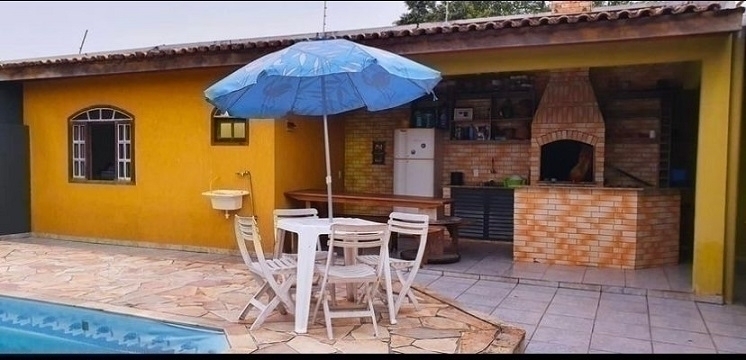 MATINHOS | Casas | Matinhos - CASA AVERBADA COM PISCINA. MATINHOS | Casas | Matinhos - CASA AVERBADA COM PISCINA.