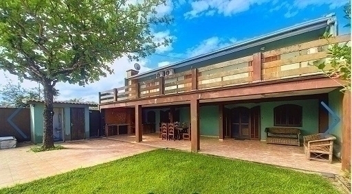 PONTAL DO PARANA | Casas | Pontal do Paraná - Casa com piscina e amplo terreno. PONTAL DO PARANA | Casas | Pontal do Paraná - Casa com piscina e amplo terreno.