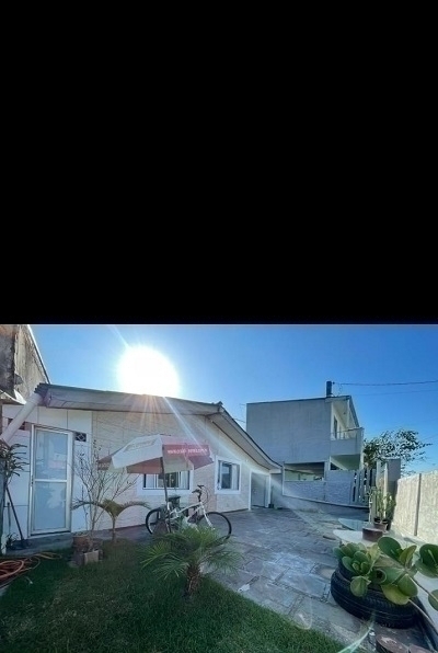 MATINHOS | Casas | Matinhos - Casa com amplo terreno. MATINHOS | Casas | Matinhos - Casa com amplo terreno.