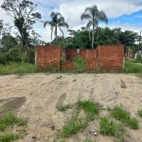 MATINHOS | Terrenos | Matinhos - Terreno esquina com construção... MATINHOS | Terrenos | Matinhos - Terreno esquina com construção...