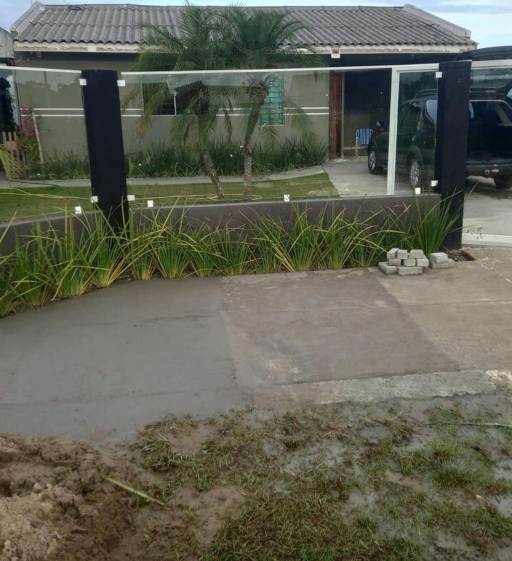 MATINHOS | Casas | Matinhos - Casa com piscina e amplo terreno.. MATINHOS | Casas | Matinhos - Casa com piscina e amplo terreno..