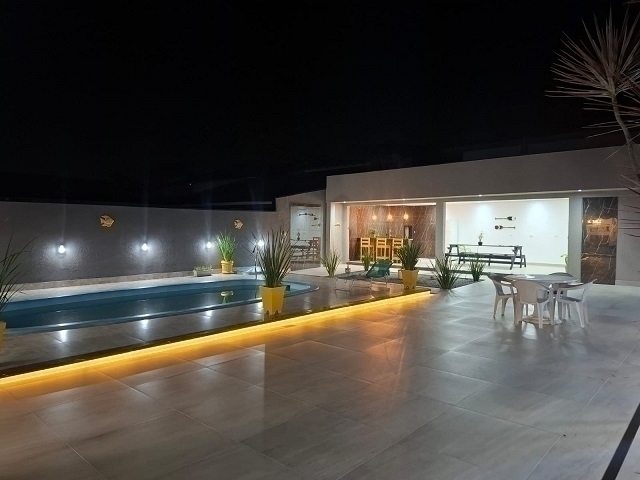 Casa de alto padrão, com piscina.. - Matinhos - Venda 