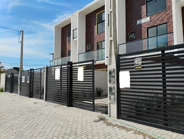 MATINHOS | Casas | Matinhos - Tríplex averbado, vista para o mar..