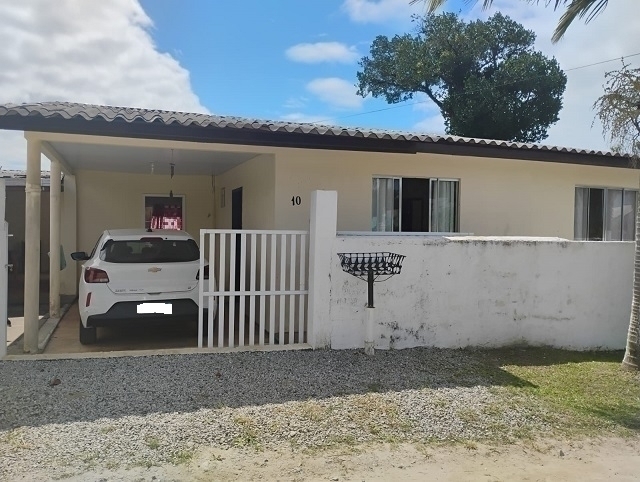 MATINHOS | Casas | Matinhos - Terreno de esquina com 2 casas. MATINHOS | Casas | Matinhos - Terreno de esquina com 2 casas.