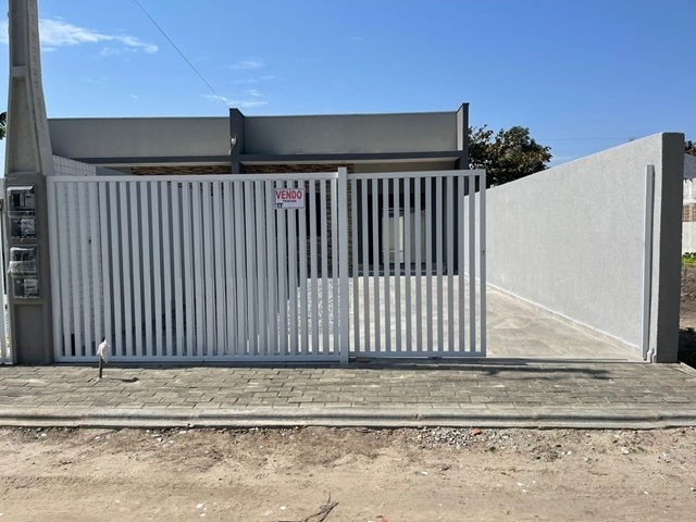 MATINHOS | Casas | Matinhos - Casa nova a poucas quadras da praia..