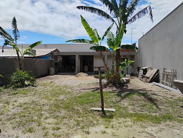 MATINHOS | Casas | Matinhos - Casa nova em fase de acabamento..
