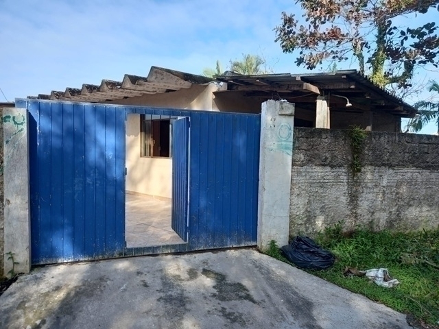 MATINHOS | Casas | Matinhos - 2 casas pros ao centro de Matinhos.