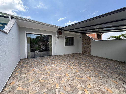 MATINHOS | Casas | Matinhos - CASA AVERBADA, ACEYTA FINANCIAMENTO BANCARIO.