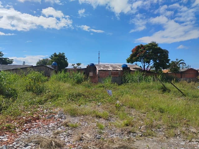 MATINHOS | Terrenos | Matinhos - Terreno apenas 350 metros da praia.. MATINHOS | Terrenos | Matinhos - Terreno apenas 350 metros da praia..