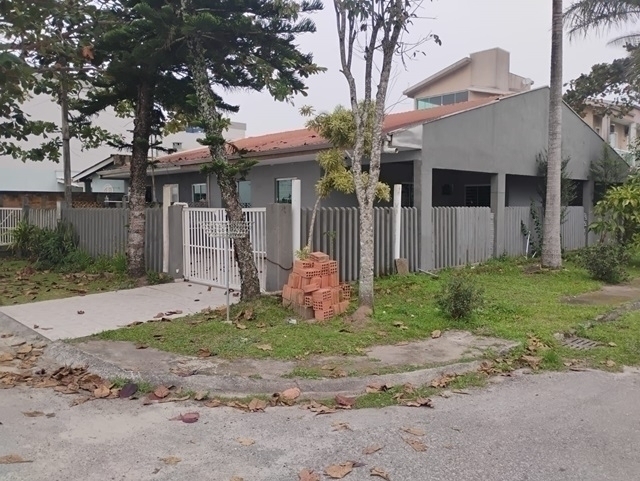 MATINHOS | Casas | Matinhos - ESCRITURADAS E REGISTRADAS...